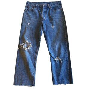 Levi's Cropped Ankle Jeans in Classic Blue